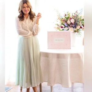 Gentle Fawn Serenade Skirt in Green Lily